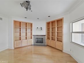 850 N Croft 301, Los Angeles CA 90069