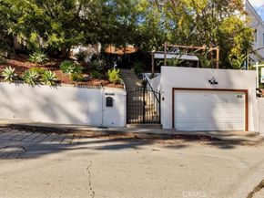 2207 - 2209 Apex Avenue, Los Angeles CA 90039