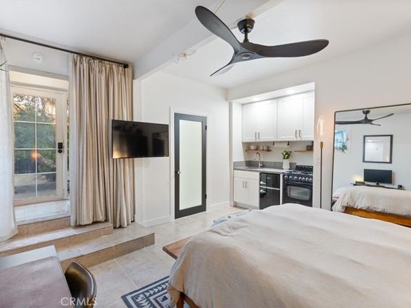 2207 - 2009 Apex Avenue, Los Angeles CA 90039