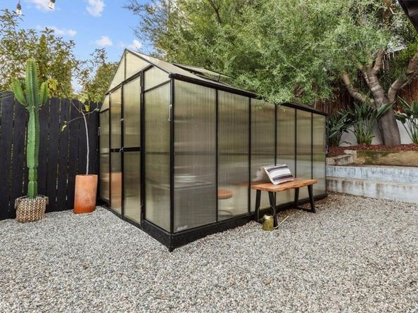 2207 - 2009 Apex Avenue, Los Angeles CA 90039