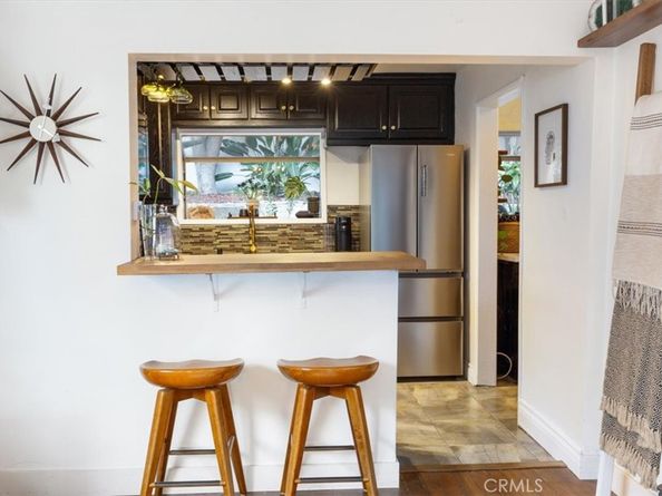 2207 - 2009 Apex Avenue, Los Angeles CA 90039