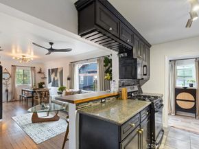 2207 - 2009 Apex Avenue, Los Angeles CA 90039