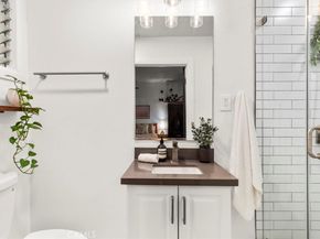 2207 - 2209 Apex Avenue, Los Angeles CA 90039