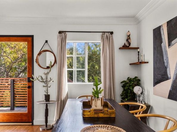 2207 - 2009 Apex Avenue, Los Angeles CA 90039