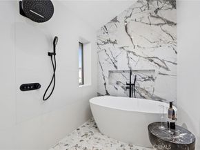 15631 Sunburst Lane, Huntington Beach CA 92647