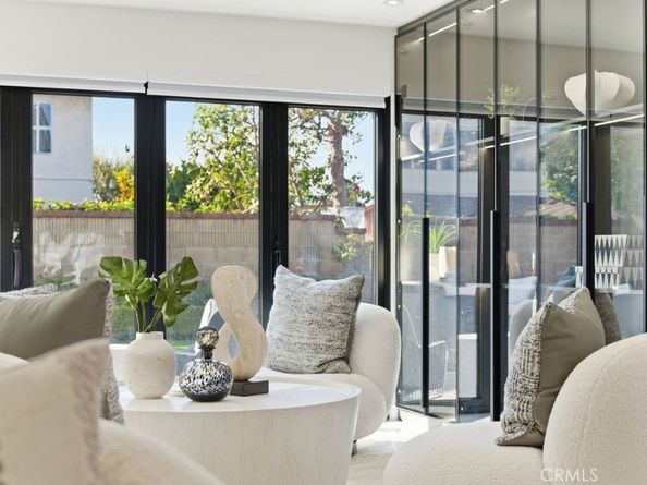 15631 Sunburst Lane, Huntington Beach CA 92647