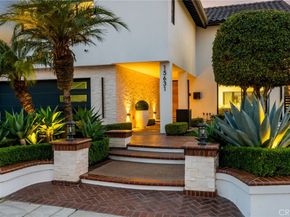 15631 Sunburst Lane, Huntington Beach CA 92647