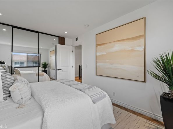 15631 Sunburst Lane, Huntington Beach CA 92647