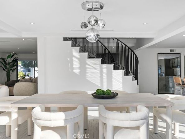 15631 Sunburst Lane, Huntington Beach CA 92647