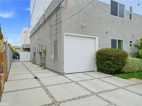 6919 S Menlo, Los Angeles CA 90044