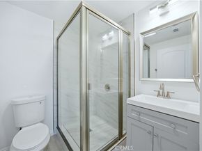 6919 S Menlo, Los Angeles CA 90044