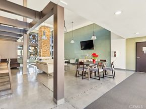 5585 E Pacific Coast Hwy. 353, Long Beach CA 90804