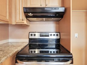 5585 E Pacific Coast Hwy. 353, Long Beach CA 90804