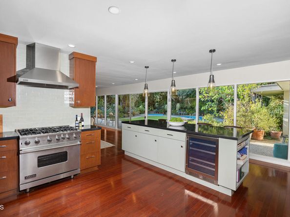 505 Orange Grove Circle, Pasadena CA 91105