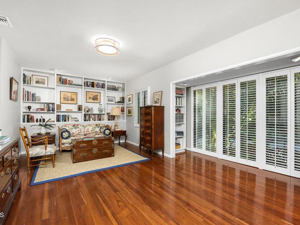 505 Orange Grove Circle, Pasadena CA 91105