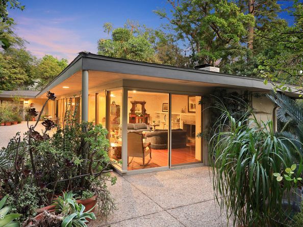 505 Orange Grove Circle, Pasadena CA 91105