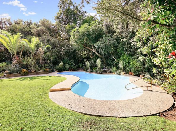 505 Orange Grove Circle, Pasadena CA 91105