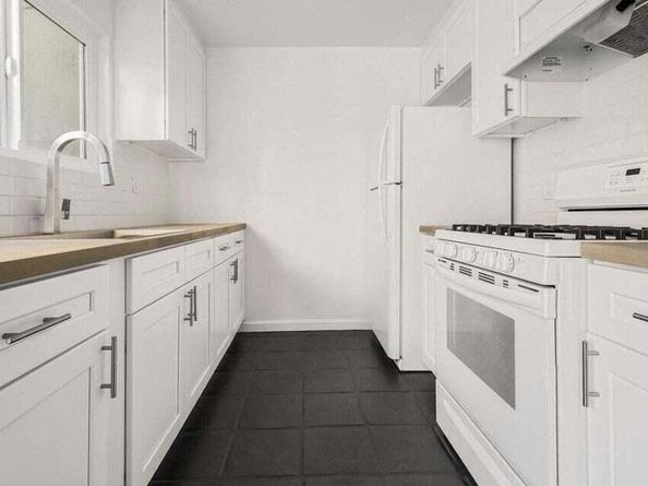 544 Salem Street, Glendale CA 91203