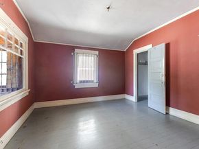 894 894B S Pasadena Avenue, Pasadena CA 91105