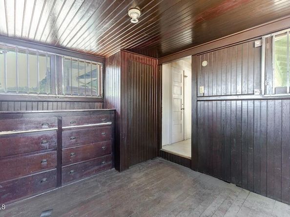 894 894B S Pasadena Avenue, Pasadena CA 91105