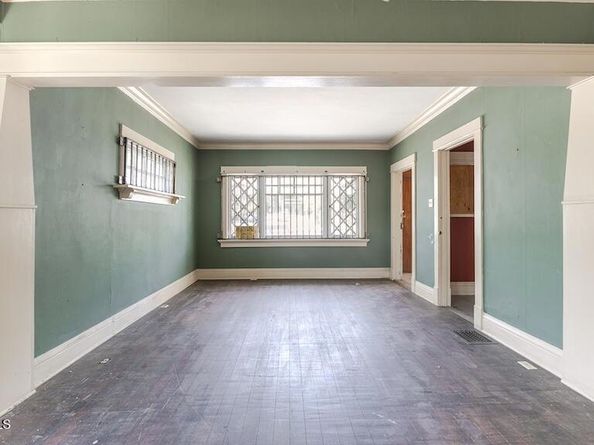 894 894B S Pasadena Avenue, Pasadena CA 91105