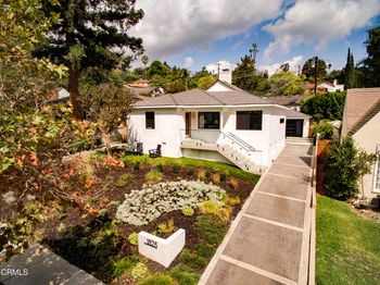 1525 La Loma Road