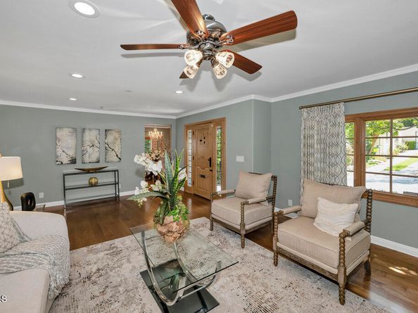 117 Brocadero Place, Pasadena CA 91105