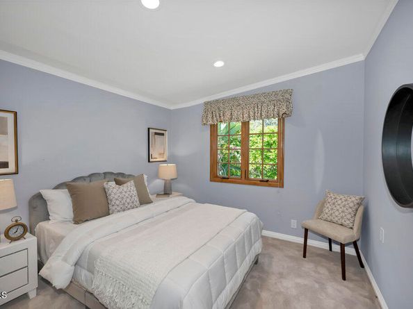 117 Brocadero Place, Pasadena CA 91105