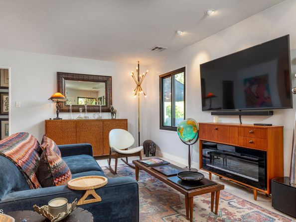 354 Glenullen Drive, Pasadena CA 91105
