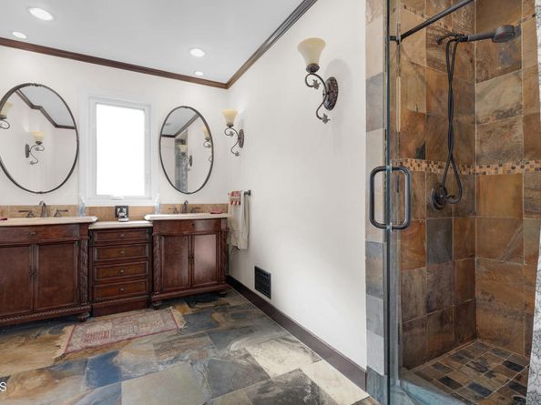 1807 Vistillas Road, Altadena CA 91001