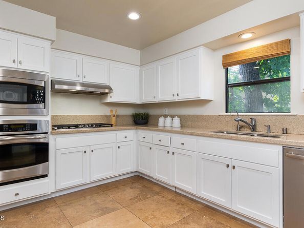 252 Palmetto Drive, Pasadena CA 91105