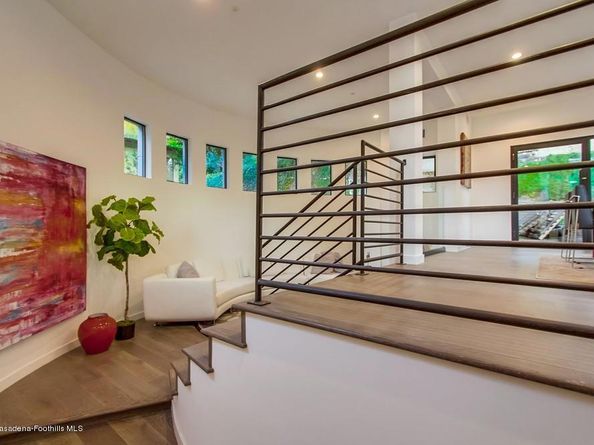 940 Burleigh Drive, Pasadena CA 91105