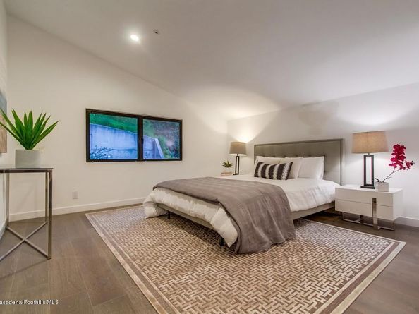 940 Burleigh Drive, Pasadena CA 91105