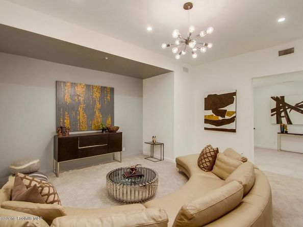 940 Burleigh Drive, Pasadena CA 91105