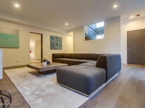 940 Burleigh Drive, Pasadena CA 91105