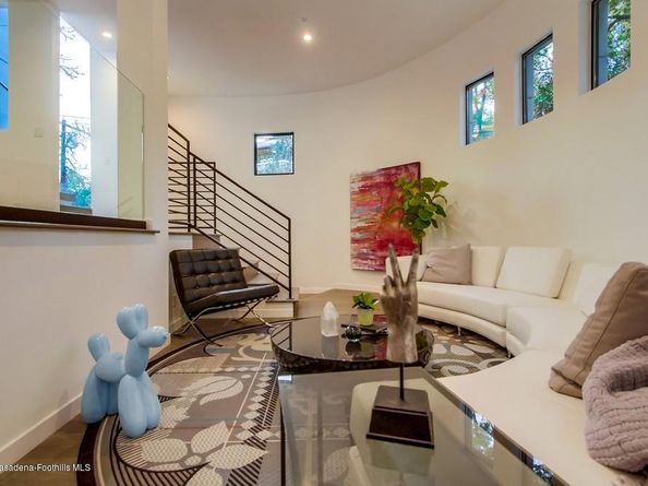 940 Burleigh Drive, Pasadena CA 91105