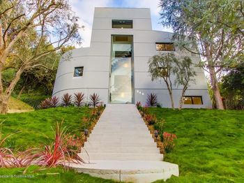 940 Burleigh Drive