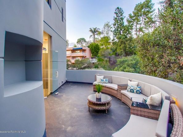 940 Burleigh Drive, Pasadena CA 91105