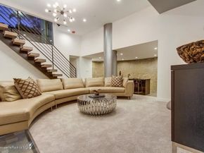 940 Burleigh Drive, Pasadena CA 91105