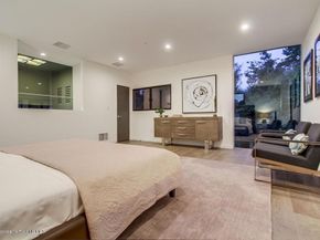 940 Burleigh Drive, Pasadena CA 91105