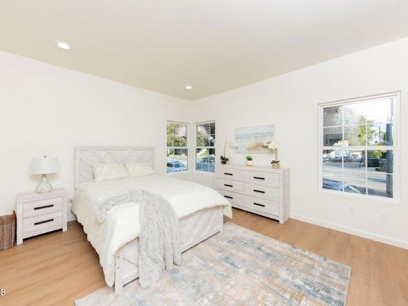 11829 Gateway Boulevard 2, Los Angeles CA 90064