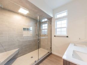 11829 Gateway Boulevard 2, Los Angeles CA 90064