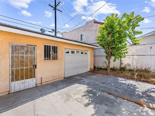 2748 E 58th Street, Huntington Park CA 90255