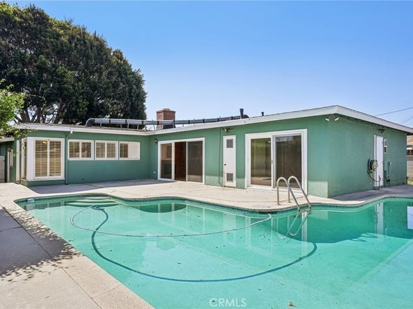 2631 Radnor Avenue, Long Beach CA 90815