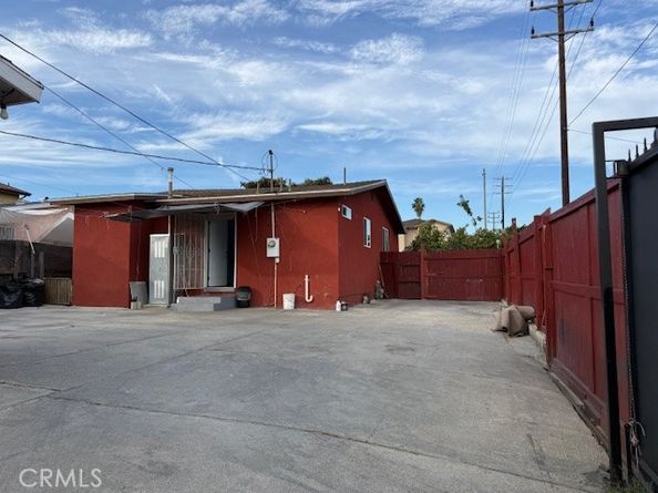 758 E 76th PL Place, Los Angeles CA 90001