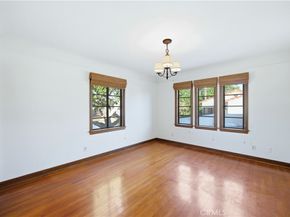 790 Santiago, Long Beach CA 90804