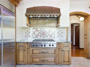 790 Santiago, Long Beach CA 90804