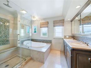 790 Santiago, Long Beach CA 90804