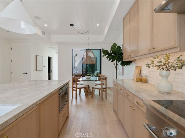 11825 Tennessee Avenue, Los Angeles CA 90064