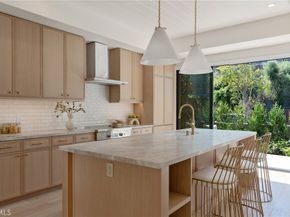 11825 Tennessee Avenue, Los Angeles CA 90064